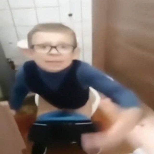 Богдан любит какиш